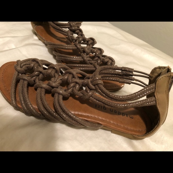 Sandals - Picture 5 of 6